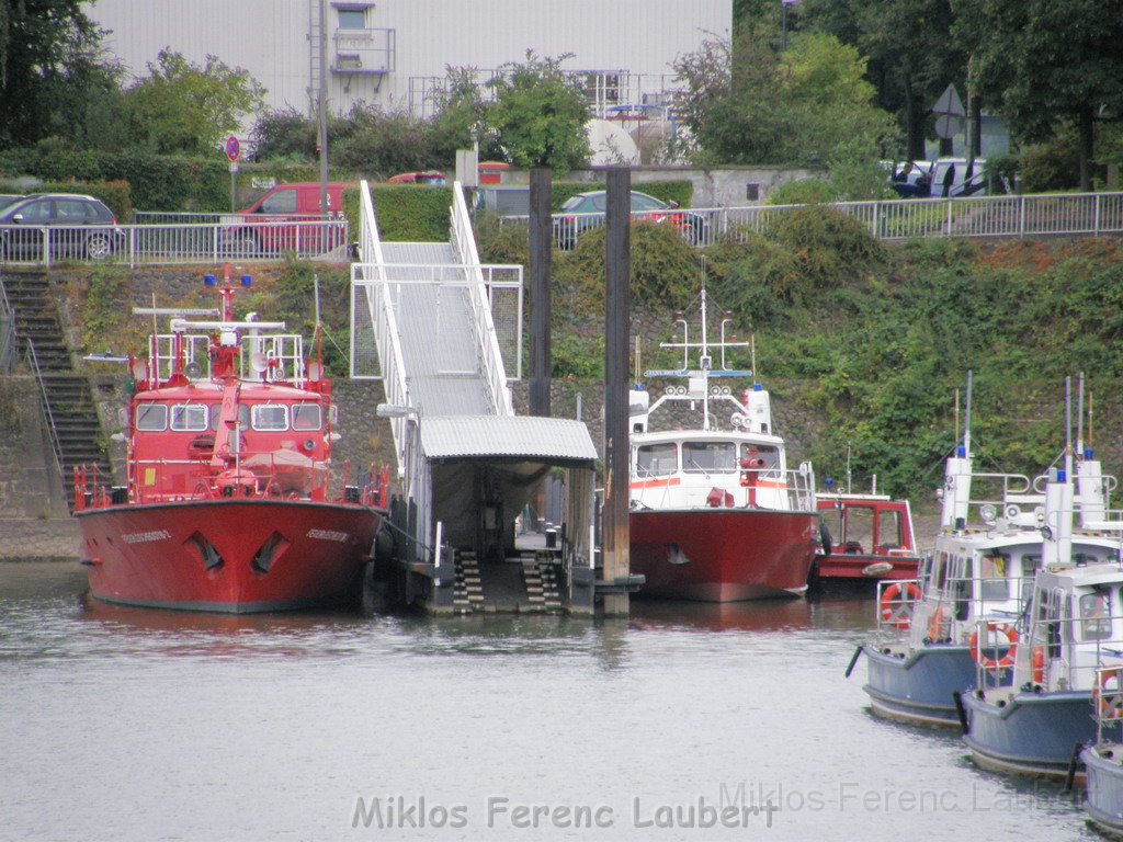 Feuerloeschboot 10-2      P011.JPG